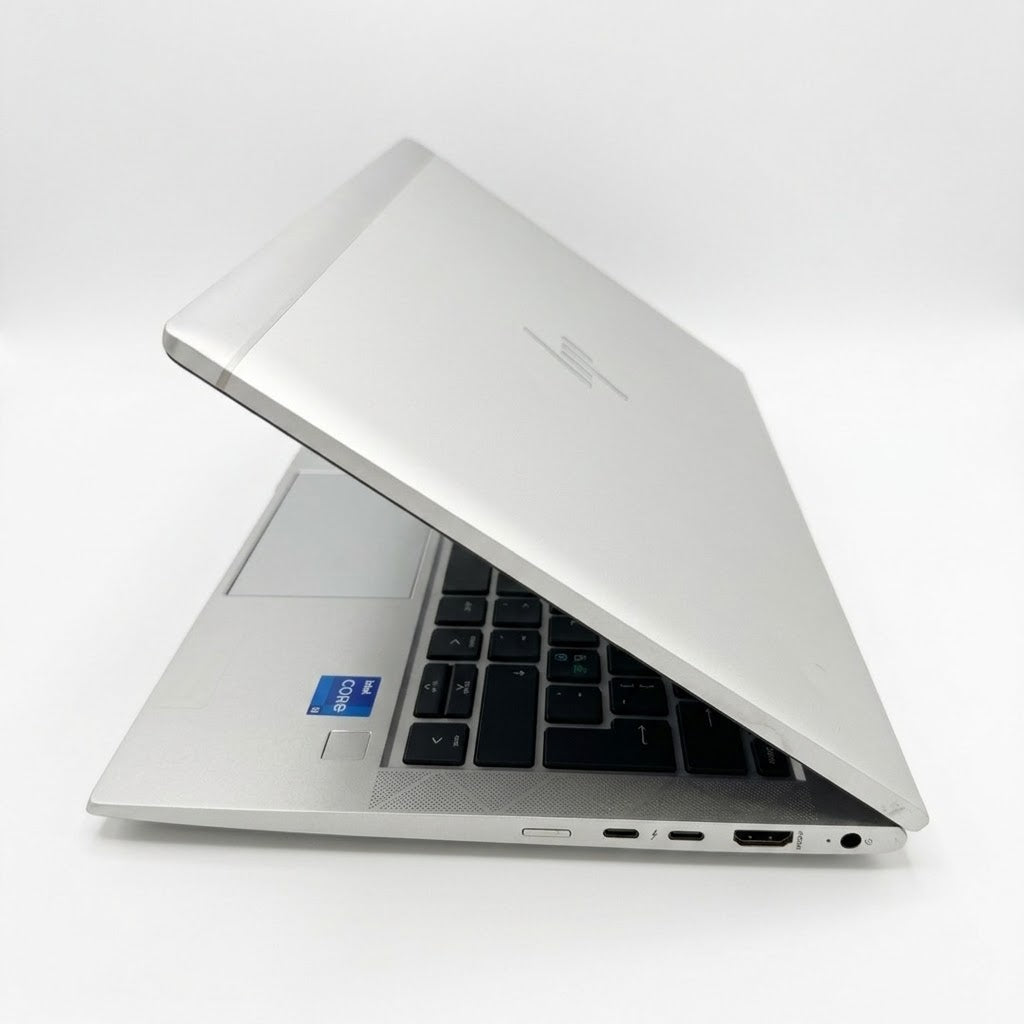 HP EliteBook 830 G8/i7-1165G7/16GB/256GB SSD/Intel HD Graphics/13.3″ FHD
