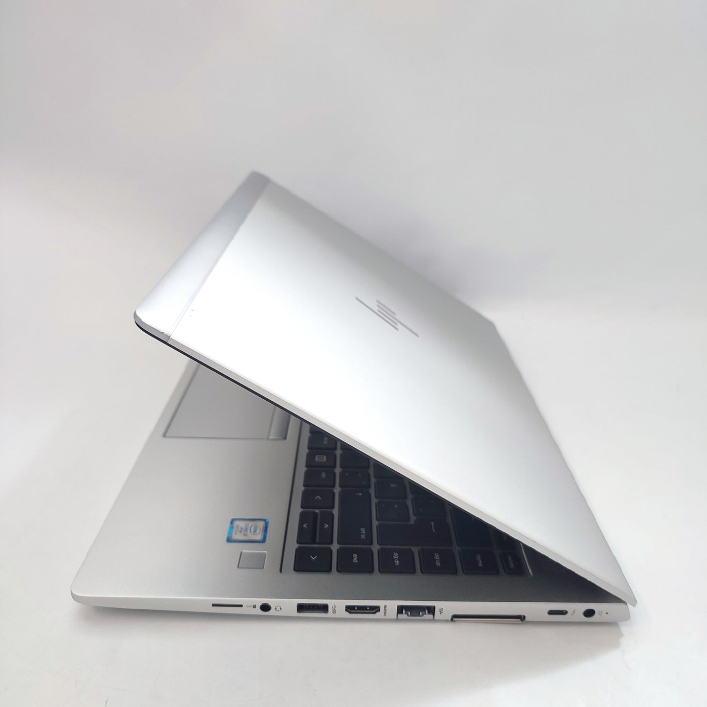 HP EliteBook 840 G6/i7-8665U/16 ГБ/256 ГБ SSD/Intel HD Graphics/14″ FHD/ID: 09877