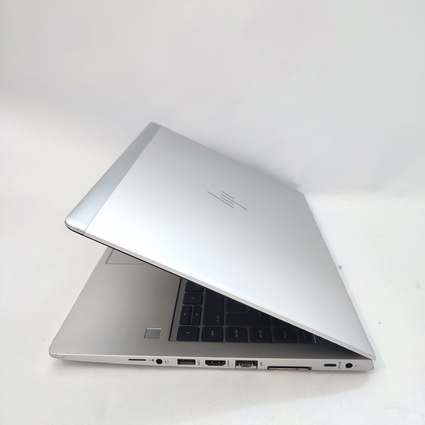 HP EliteBook 745 G5/Ryzen 5-2500U/16GB/256GB SSD/AMD/14″ FHD/ID: 13927