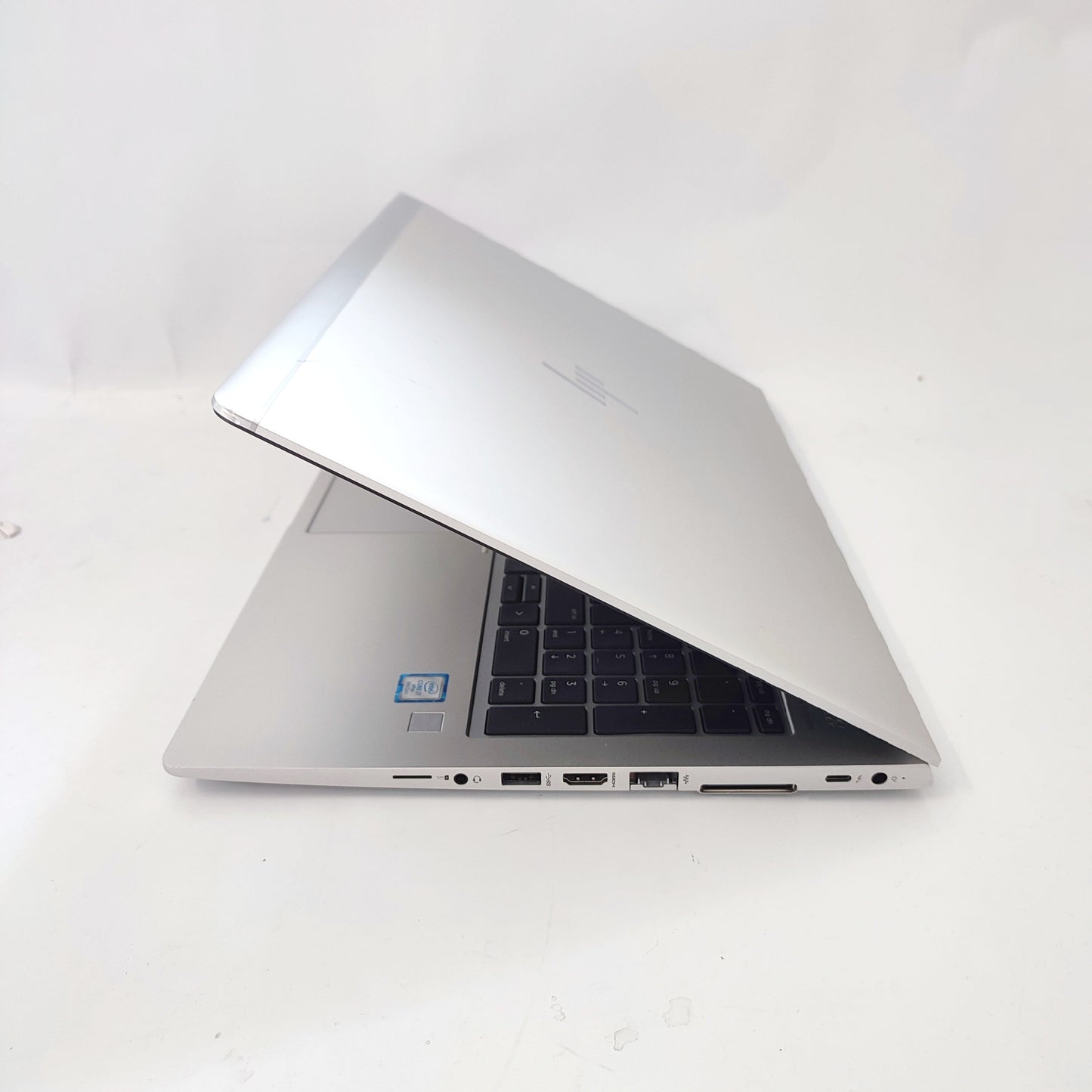 HP EliteBook 850 G5/i7-8550U/16 ГБ/256 ГБ SSD/Intel HD Graphics/15,6″ FHD/ID: 22844