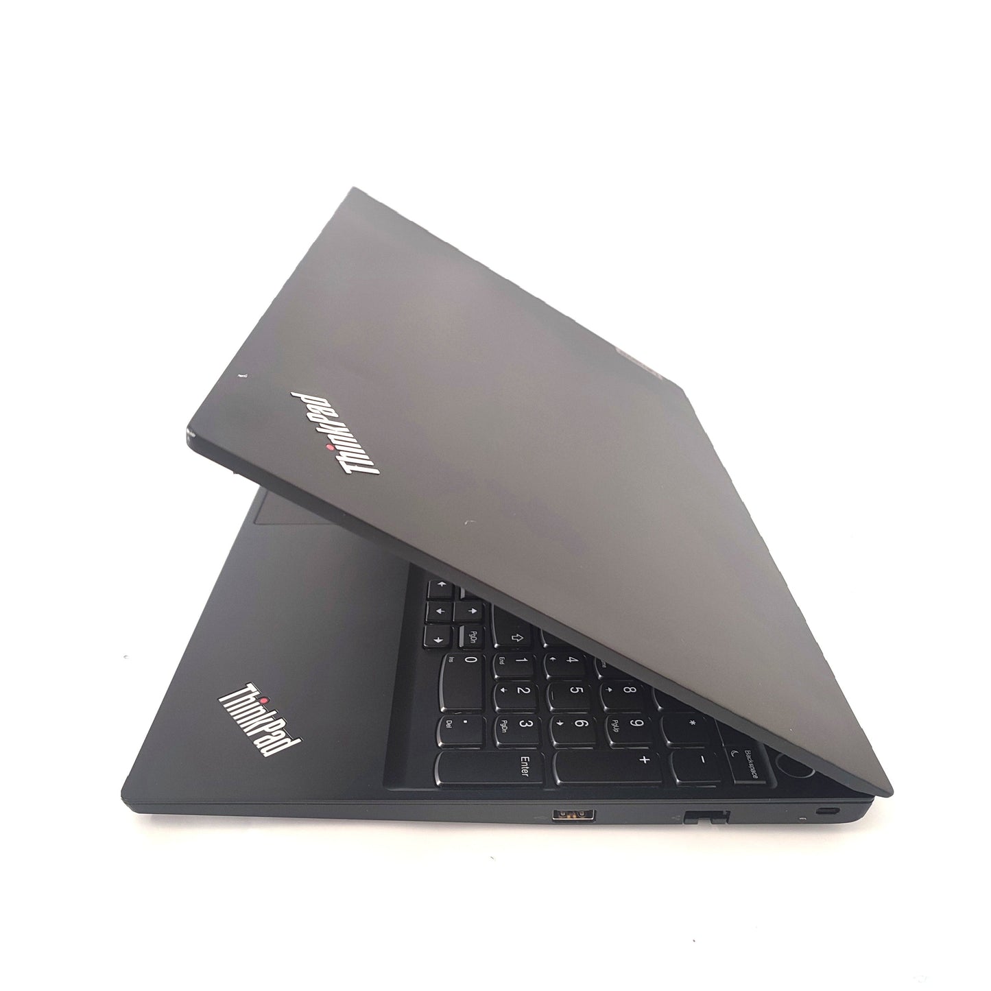 LENOVO ThinkPad E15 Gen4/i5-1235U/16GB/256GB SSD/Intel Iris/15.6″ FHD/ID: 28738