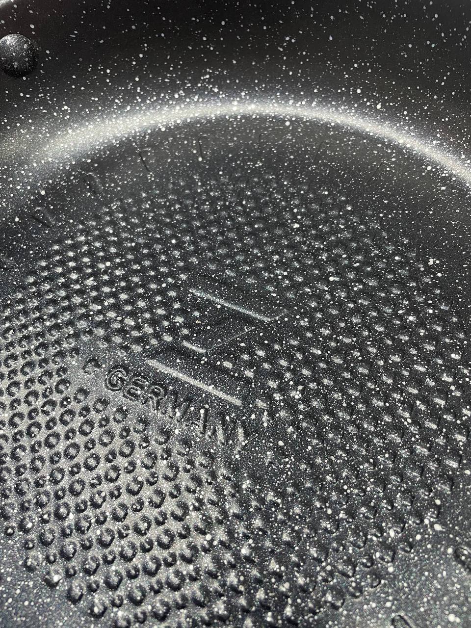 Virtuves piederumu komplekts Berga Moon Z.P.-172 (16 daļas)