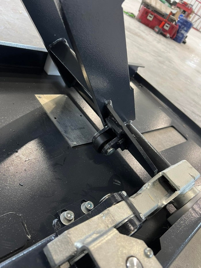 EVO-3000E Scissor Mobile Lift with Automatic Locking