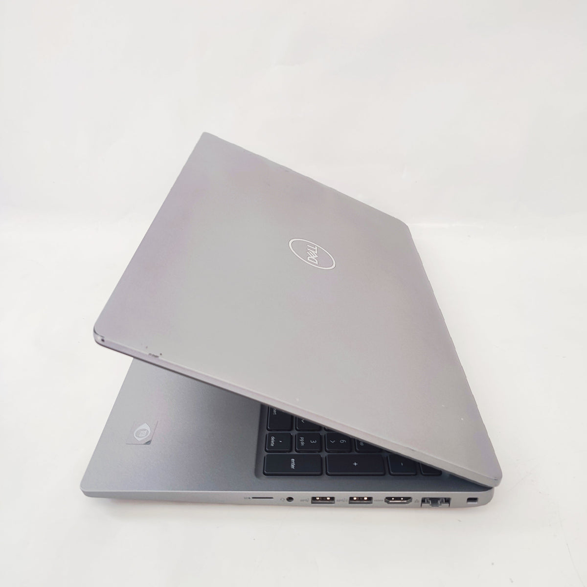 DELL Latitude 5540/i7-1365U/32GB/500GB SSD/Intel Iris/15.6″ FHD/ID: 30200