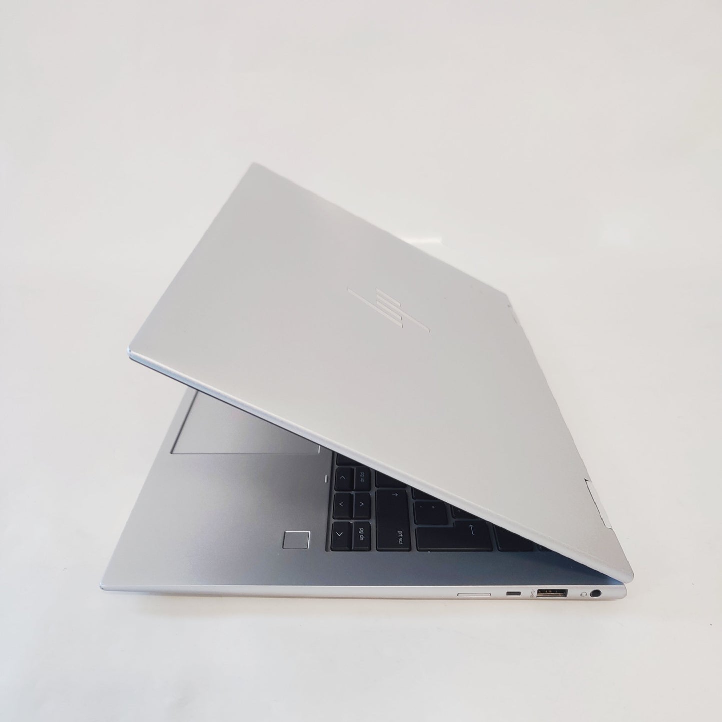HP EliteBook x360 1040 G10 Touch/i5-1335U/16GB/256GB SSD/Intel Iris/14″ FHD/ID: 29794