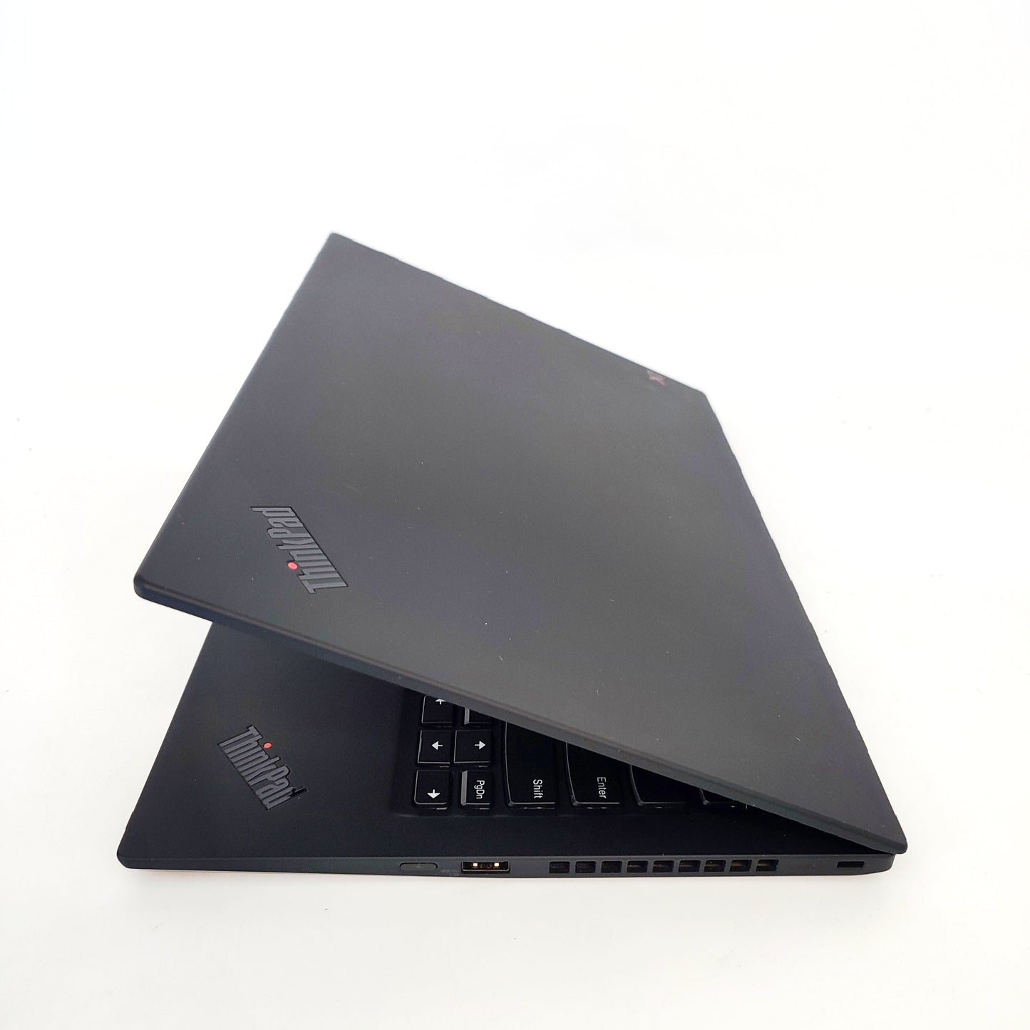 LENOVO ThinkPad X1 Carbon 7th Touch/i5-8365U/16GB/256 ГБ SSD/Intel HD Graphics/14-дюймовый FHD/ID: 23529