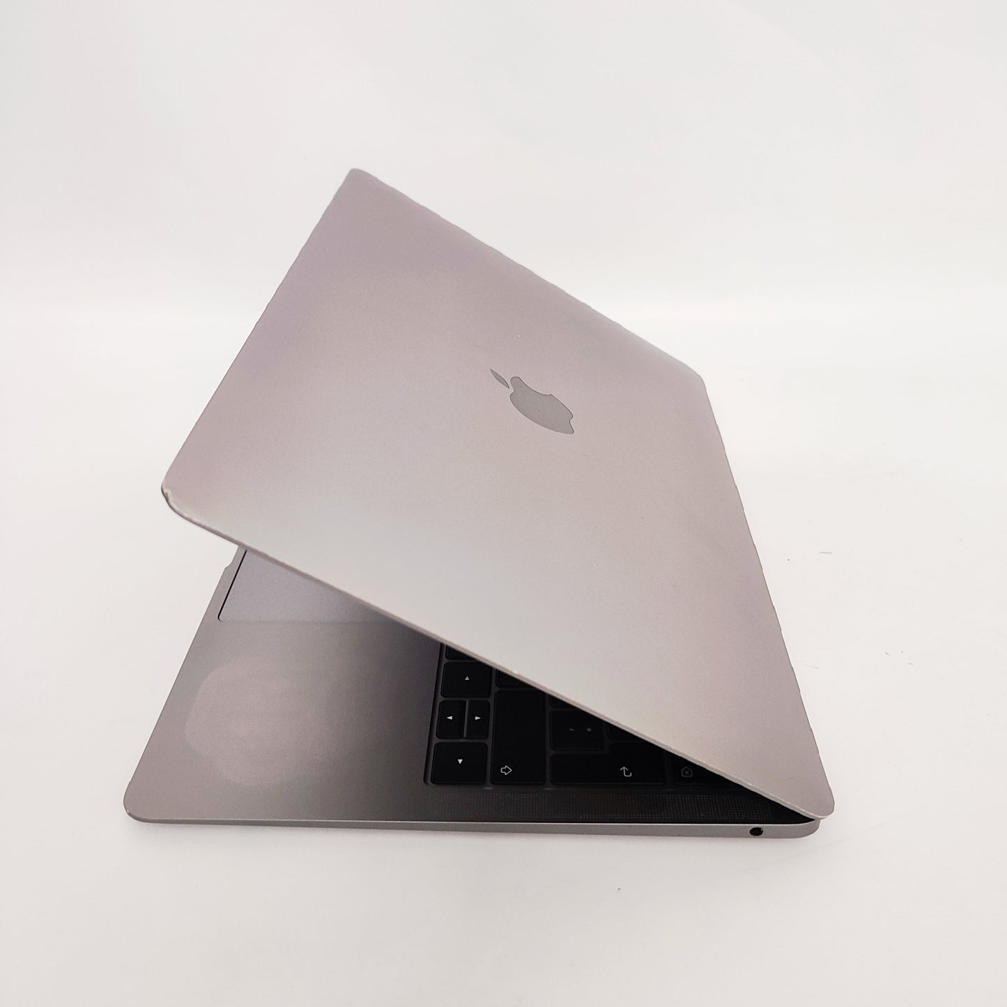 APPLE MacBook Air A1932 (2018)/i5-8210Y/16GB/256GB SSD/Intel HD Graphics/13.3″ Retina/ID: 22628