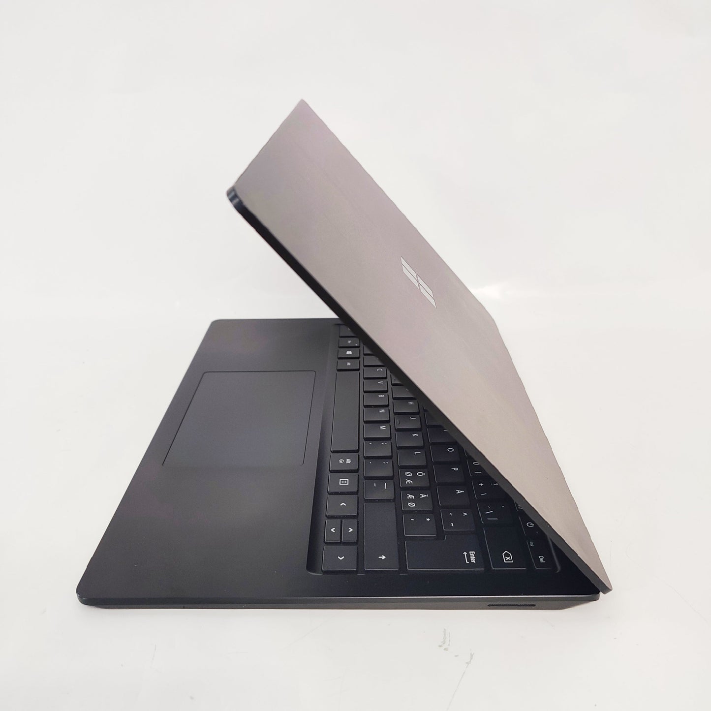 MICROSOFT Surface Laptop 4 Black/i5-1145G7/8GB/256GB SSD/Intel Iris/13.5″ QHD+ (2K)/ID: 29918