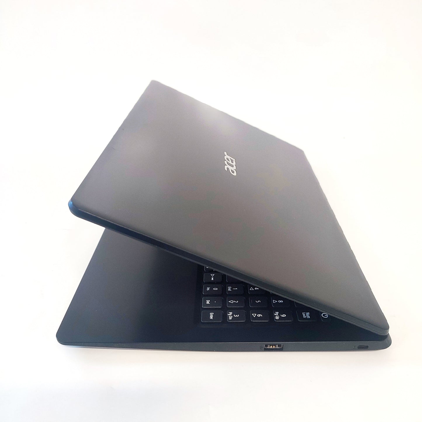 Acer Aspire A315-56/i5-1035G1/8ГБ/256ГБ SSD/Intel HD Graphics/15.6″ FHD/ID: 27915