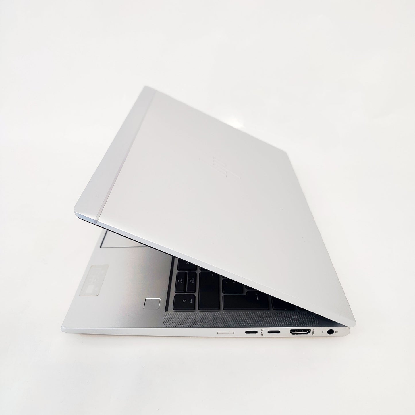 HP EliteBook 835 G8/Ryzen 5-5650U/16GB/256GB SSD/AMD/13.3″ FHD/ID: 29434
