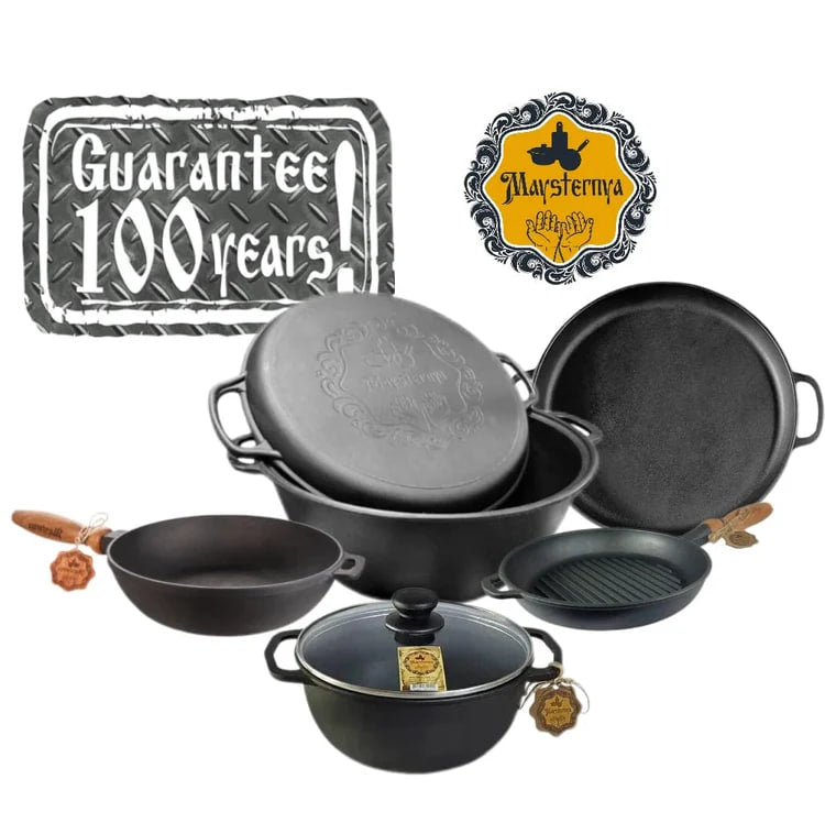 Čuguna virtuves piederumi Maysternya: katli, cepšanas pannas, kastroļi uz balta fona