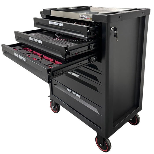 06-1057 Тележка для инструментов – 7 ящиков, 5 из которых полностью заполнены (237 предметов).