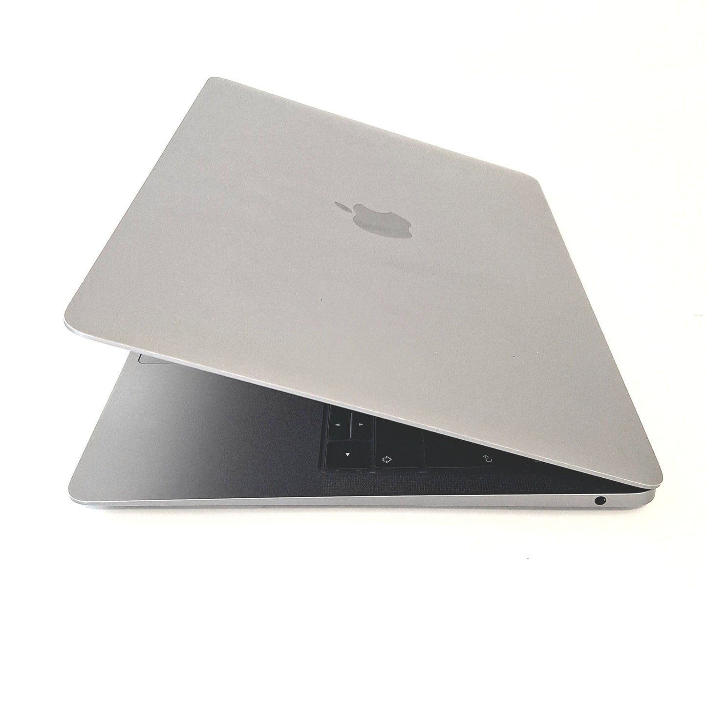 APPLE MacBook Air A1932 (2019) Космический серый/i5-8210Y/8 ГБ/256 ГБ SSD/Intel HD Graphics/13,3″ Retina/ID: 22603
