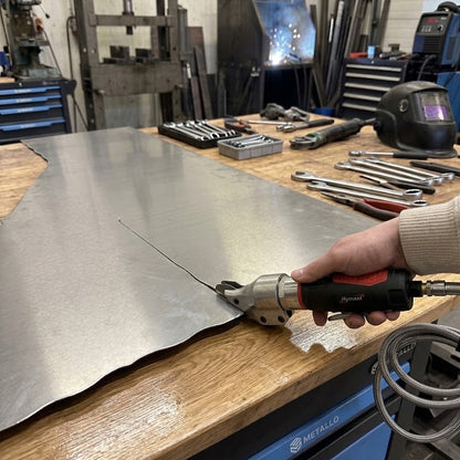 Pneumatic metal scissors with straight edge AT-172