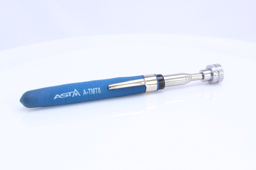 Телескопический магнитный захват ASTA A-TMT8 (250–750 мм), грузоподъемность 3,65 кг.