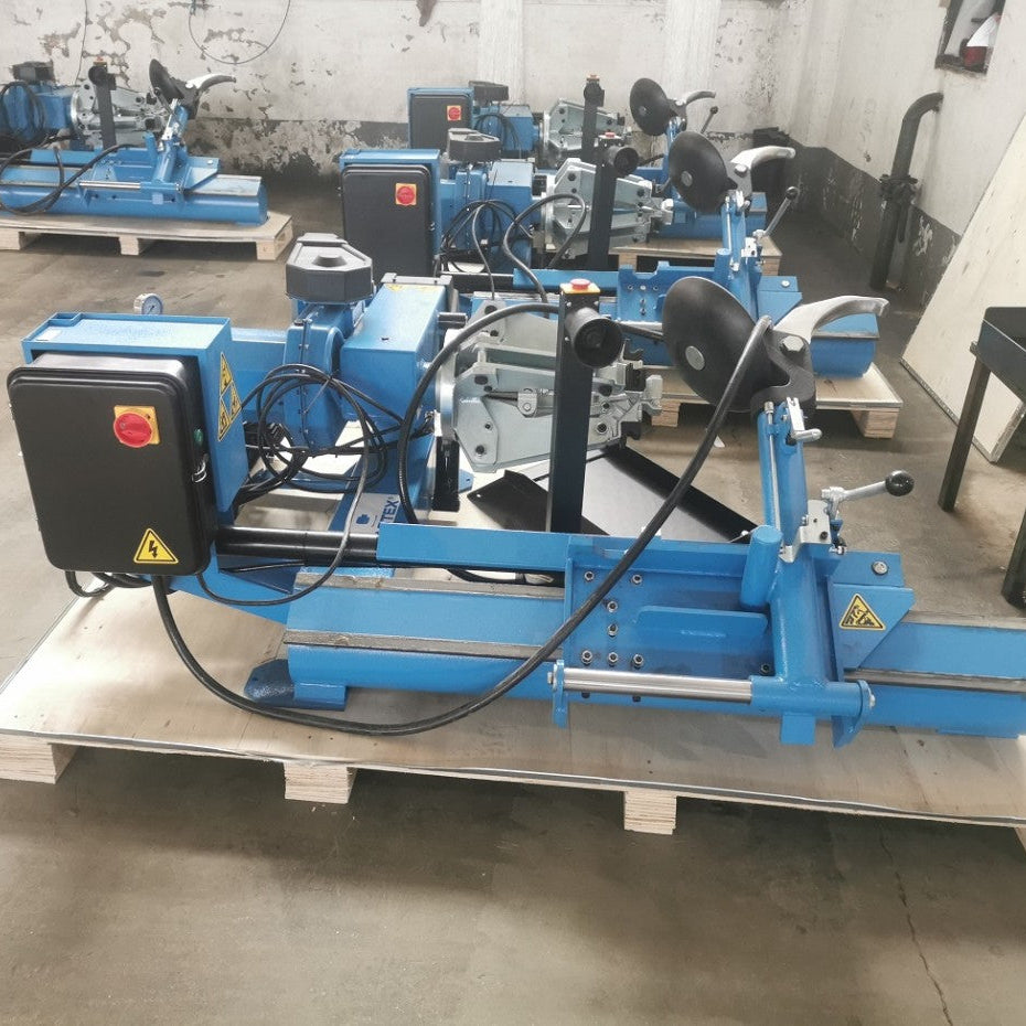 ATC26 TRUCK Montāžas mašīna kravas automašīnām līdz 26'' ATLANTIC