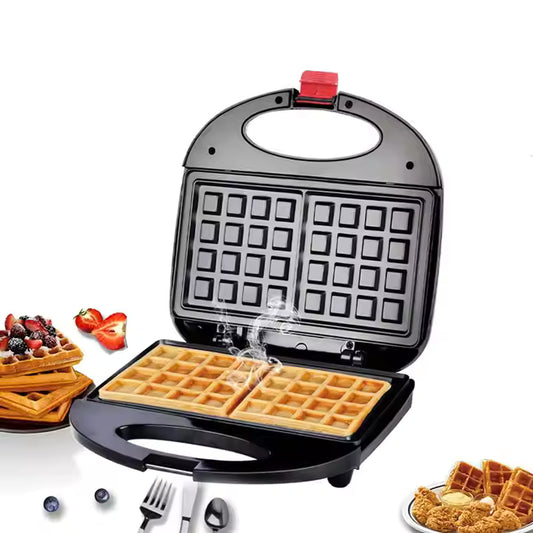 Vafeļu veidotājs ar vafelēm uz balta fona