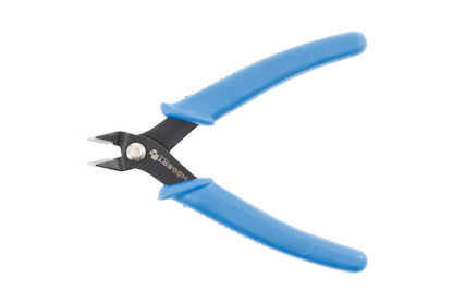 Flat cutting cable pliers