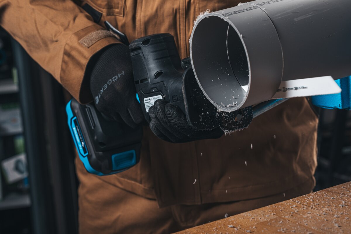 Brushless mini reciprocating saw 18V