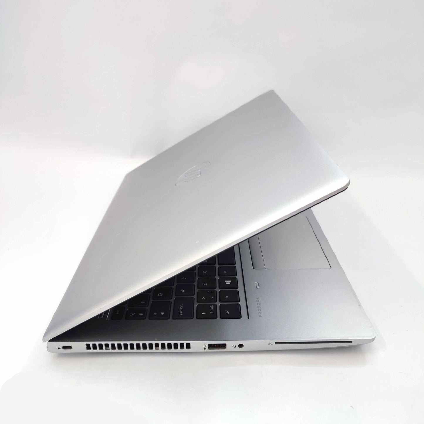 HP ProBook 640 G5/i5-8265U/16GB/256GB SSD/Intel HD grafika/14 collu cietais disks/ID: 09667