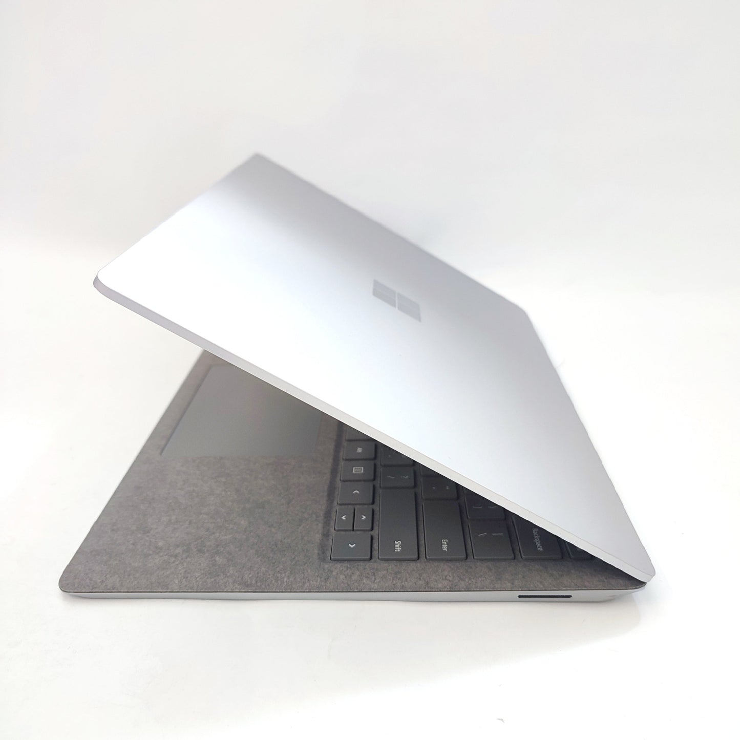 MICROSOFT Surface Laptop 4 Silver/i5-1145G7/8GB/256GB SSD/Intel Iris/13.5″ QHD+ (2K)/ID: 12290