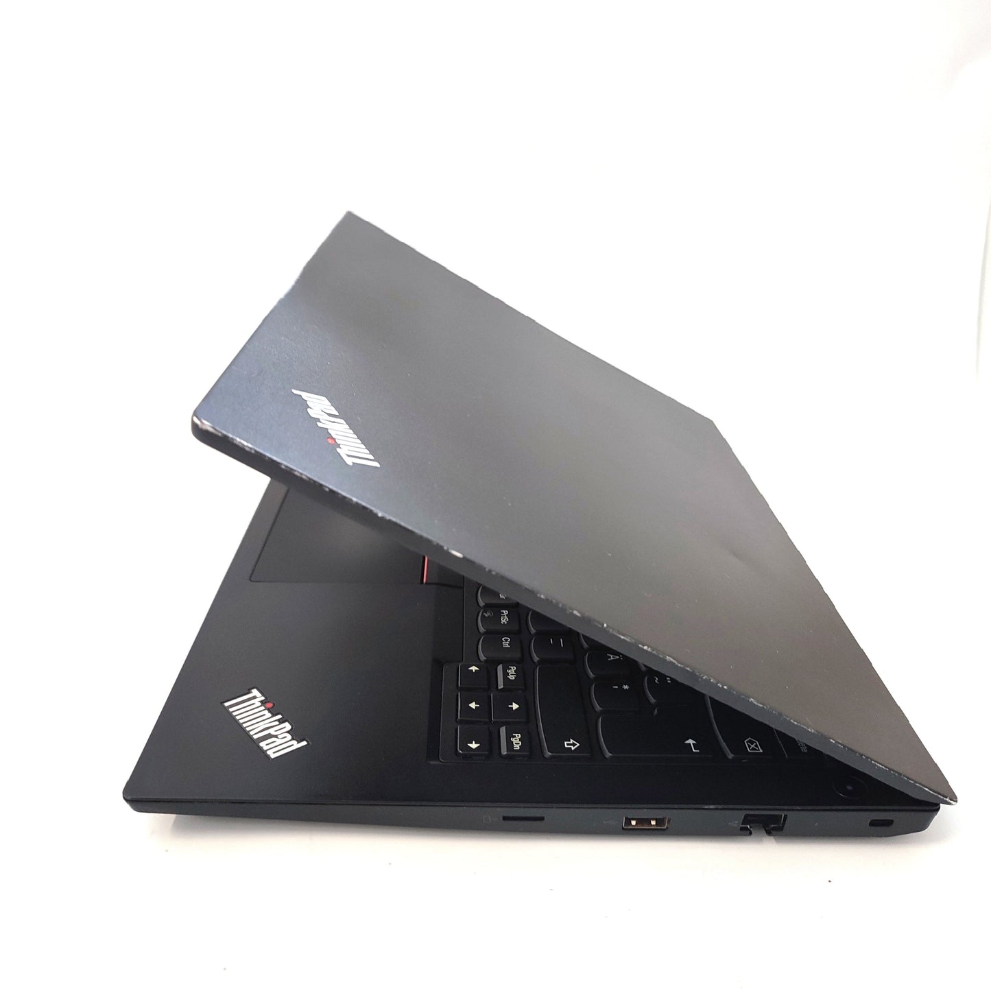 LENOVO ThinkPad E490/i7-8565U/16GB/256GB SSD/AMD Radeon RX 550X/14″ cietais disks/ID: 14109