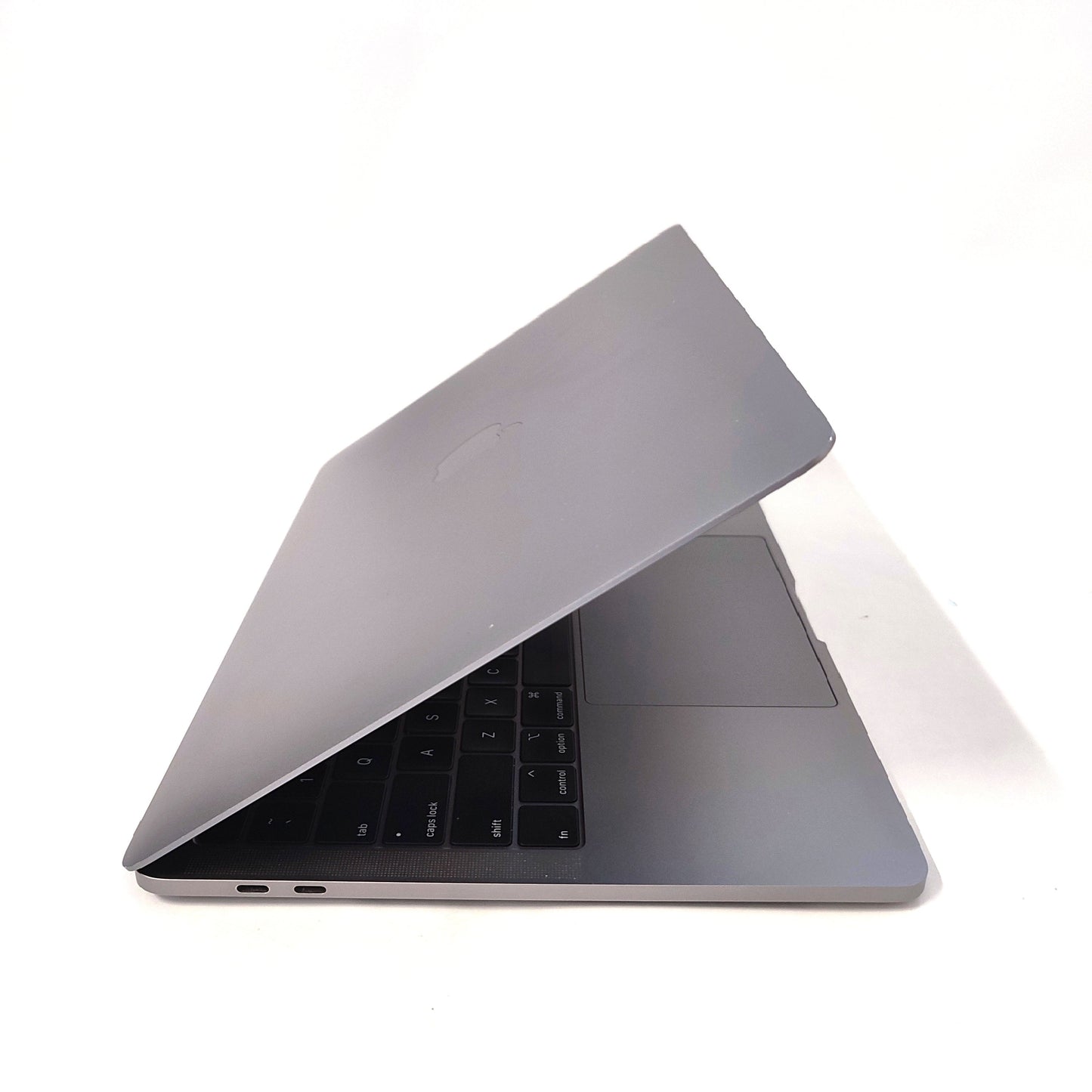 APPLE MacBook Pro A1989 (2018) Космический серый/i5-8259U/16 ГБ/500 ГБ SSD/Intel HD Graphics/13,3″ Retina/ID: 17874