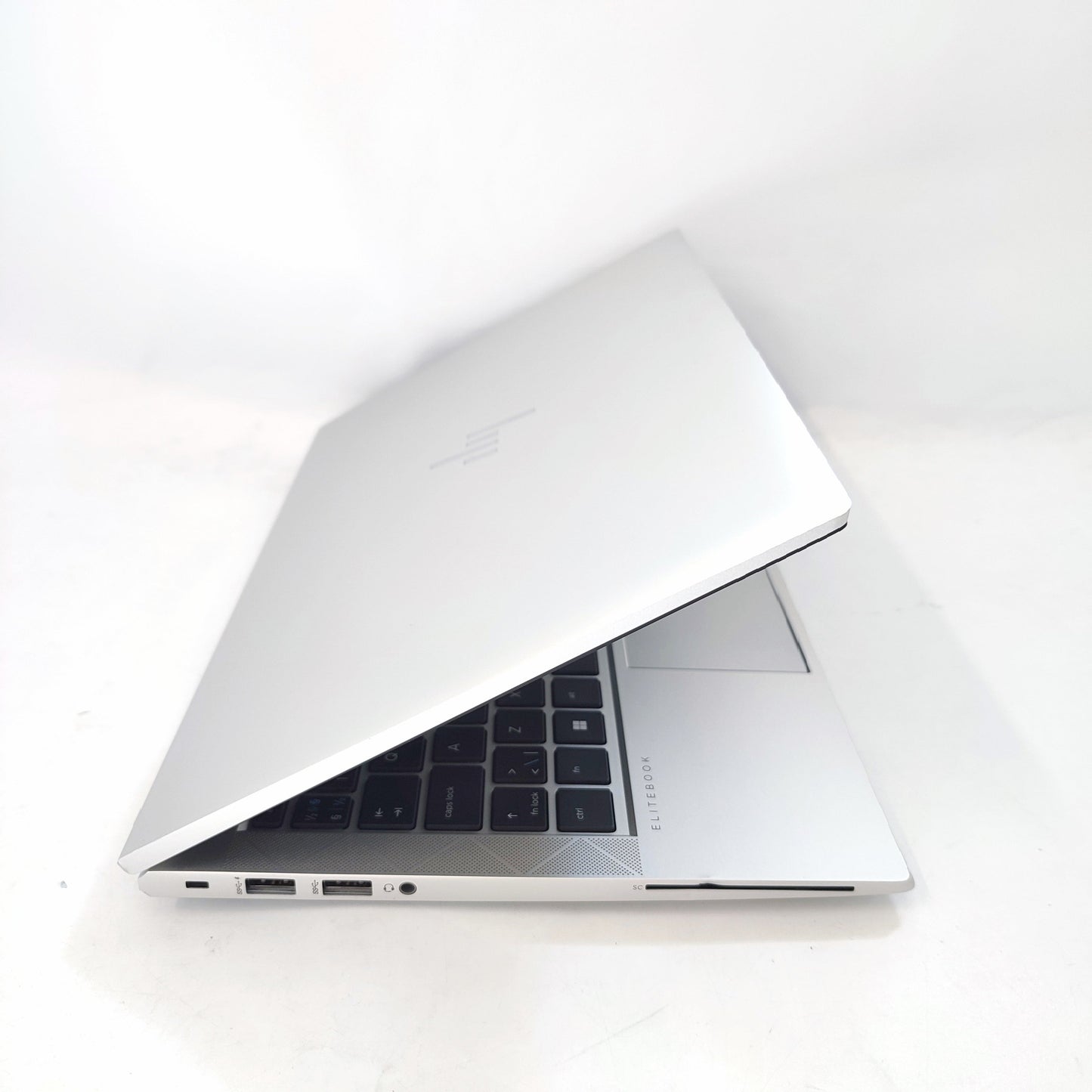 HP EliteBook 830 G8/i7-1135G7/16GB/256GB SSD/Intel HD grafika/13.3 collu FHD/ID: 15013