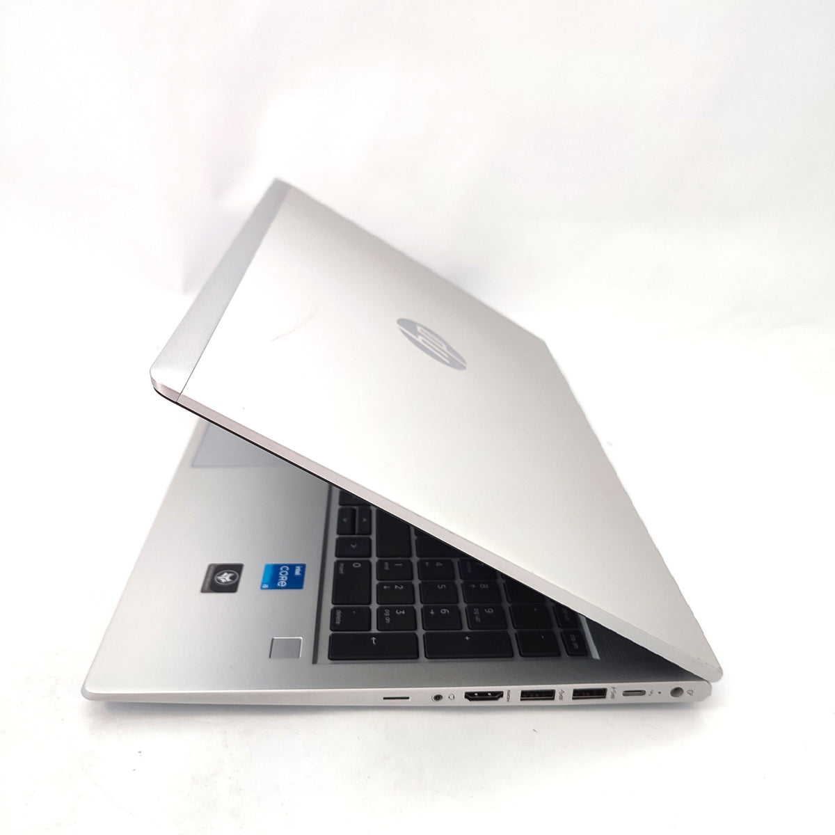HP EliteBook 650 G8/i5-1135G7/16GB/256GB SSD/Intel HD Graphics/15.6″ HD/ID: 17604