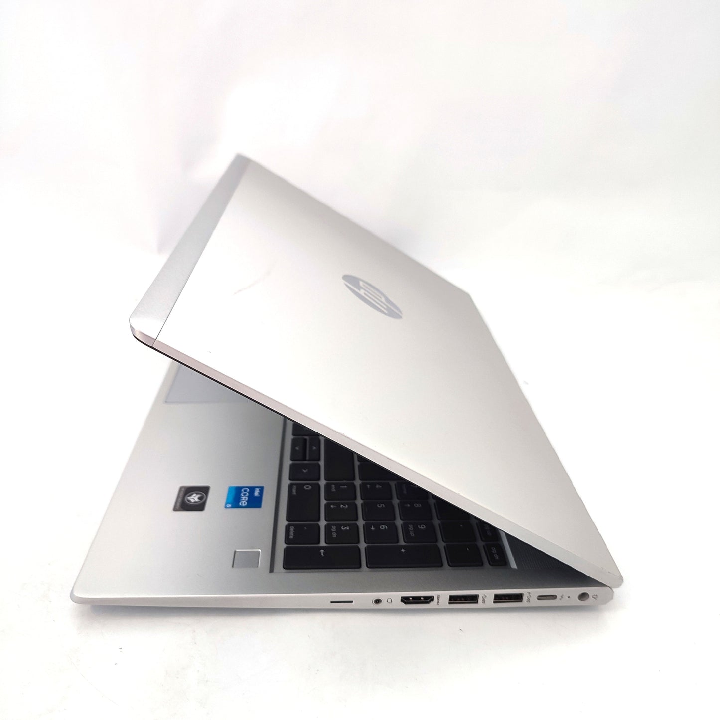 HP EliteBook 650 G8/i7-1165G7/16GB/256GB SSD/Intel Iris/15.6″ FHD/ID: 29920