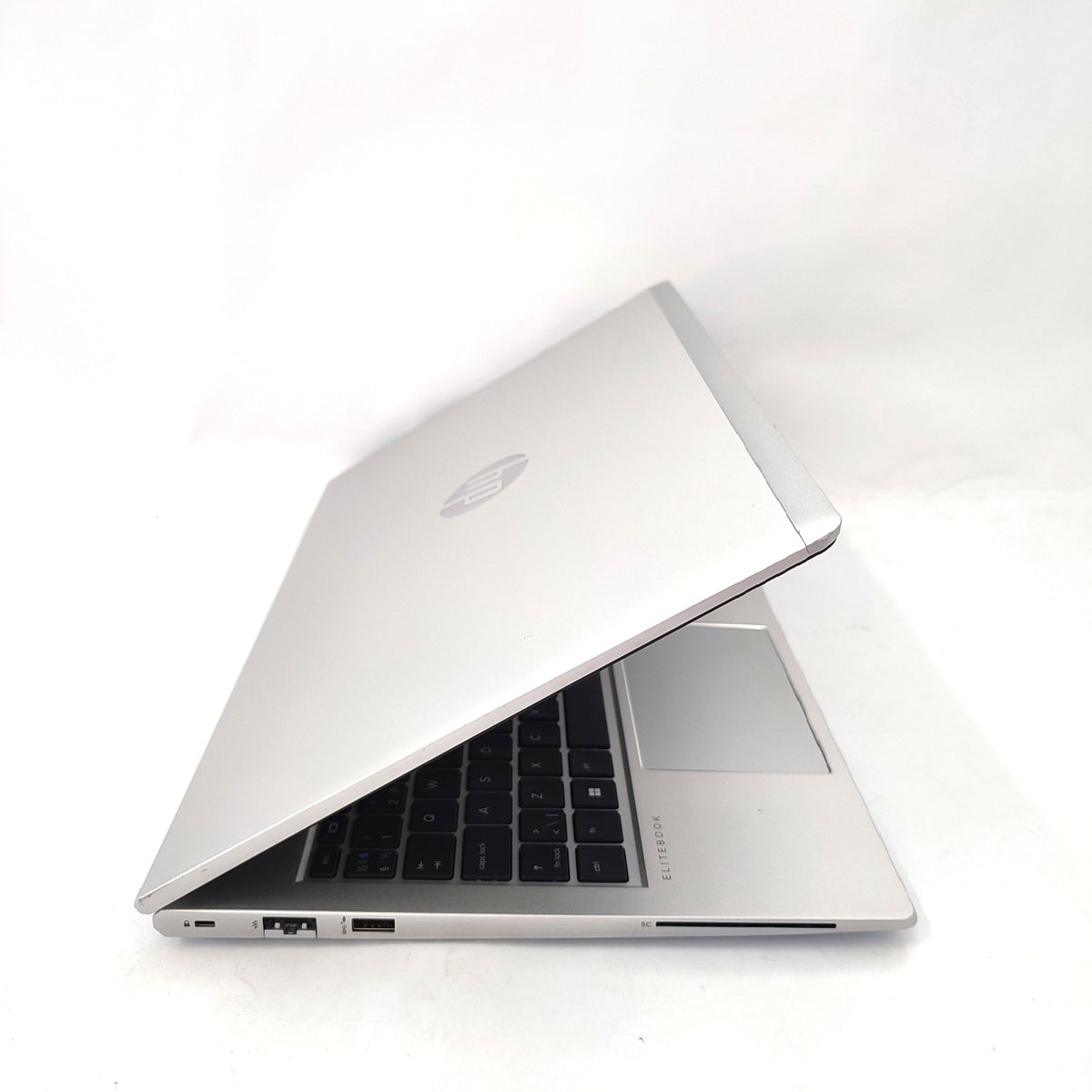 HP EliteBook 650 G8/i5-1135G7/16GB/256GB SSD/Intel HD Graphics/15.6″ HD/ID: 17604