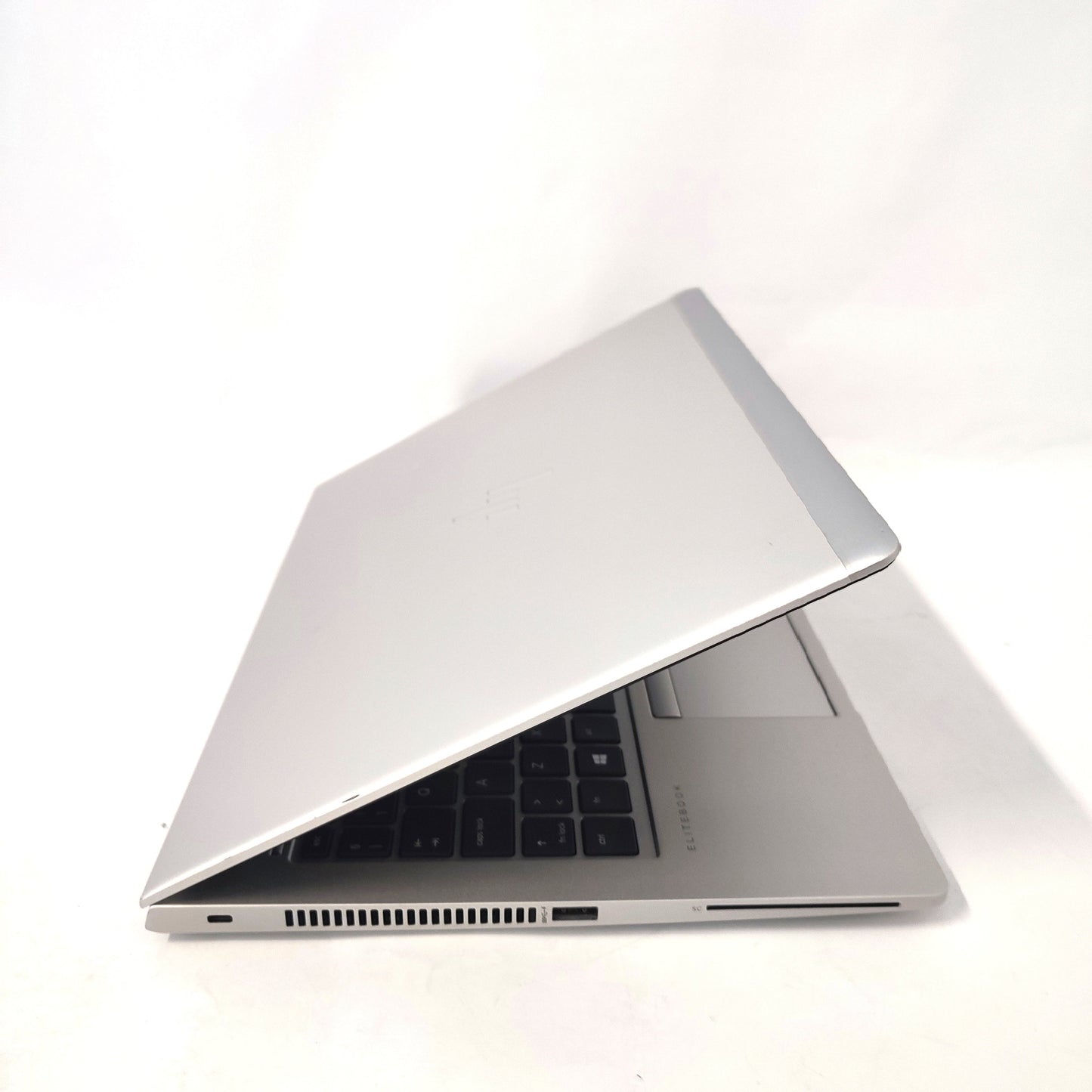 HP EliteBook 830 G6 Touch/i7-8665U/16 ГБ/256 ГБ SSD/Intel HD Graphics/13,3″ FHD/ID: 15908