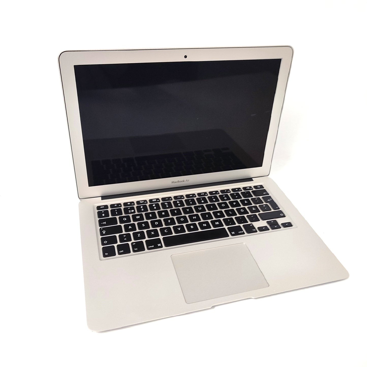 APPLE MacBook Air A1466 (2015)/i5-5250U/4GB/256GB SSD/Intel HD Graphics/13.3″ cietais disks/ID: 16688