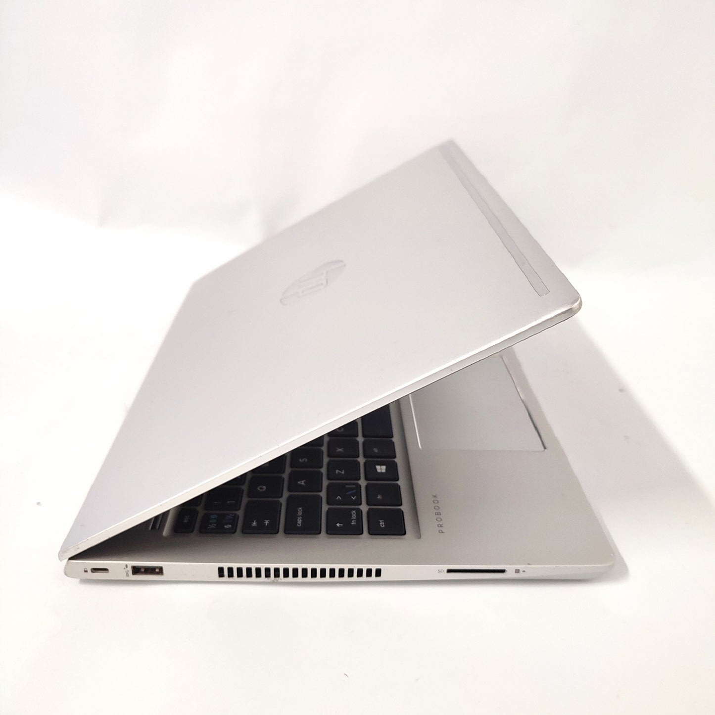 HP ProBook 430 G7/i5-10210U/16GB/256GB SSD/Intel HD Graphics/13.3″ cietais disks/ID: 16737