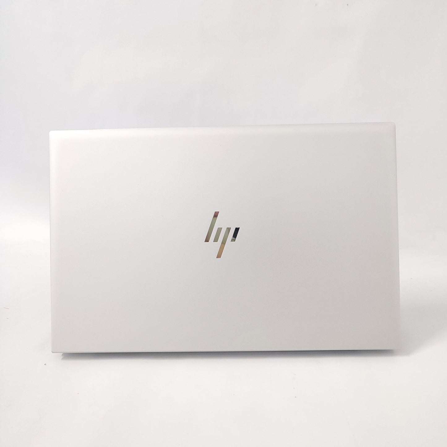 HP EliteBook 850 G8 skārienjūtīgais dators/i7-1165G7/16GB/256GB SSD/Nvidia GeForce MX450/15.6″ FHD/ID: 24649