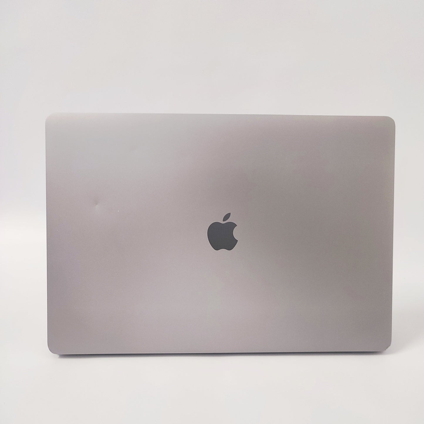 APPLE MacBook Pro A2141 (2019)/i9-9980HK/16GB/500GB SSD/AMD Radeon/15.4″/ID: 23586