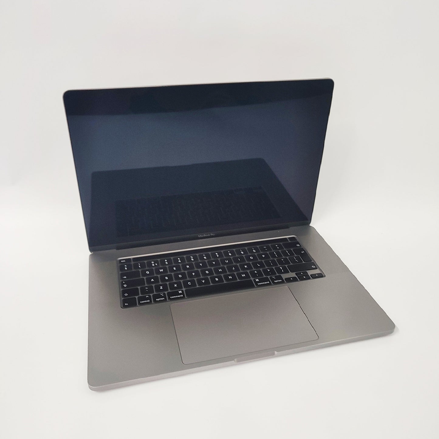 APPLE MacBook Pro A2141 (2019) kosmosa pelēks/i9-9980H/16GB/1TB SSD/AMD Radeon Pro 5500M/16″ Retina/ID: 18530