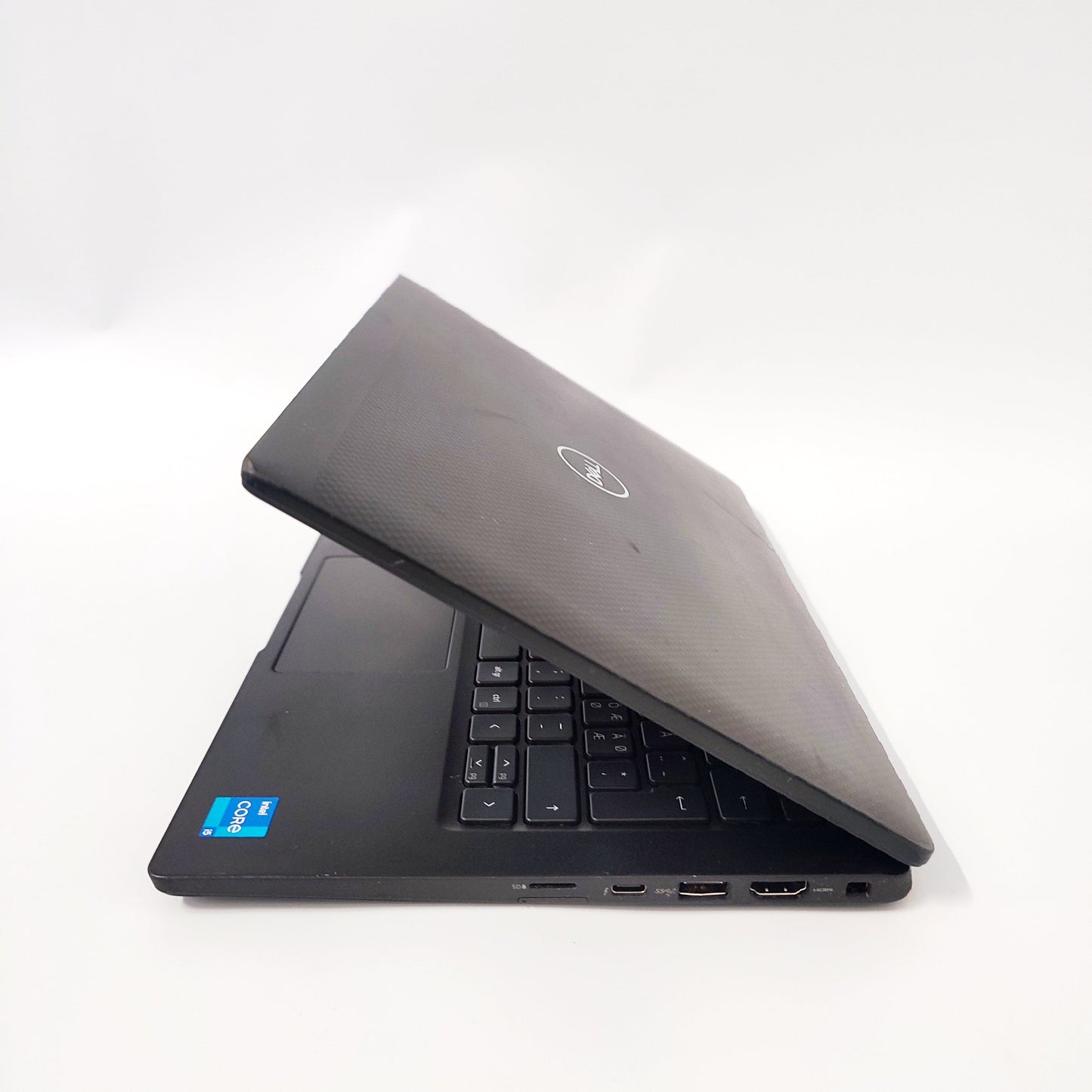 DELL Latitude 7320 Touch/i5-1145G7/16GB/256GB SSD/Intel HD Graphics/13.3″ FHD/ID: 18614