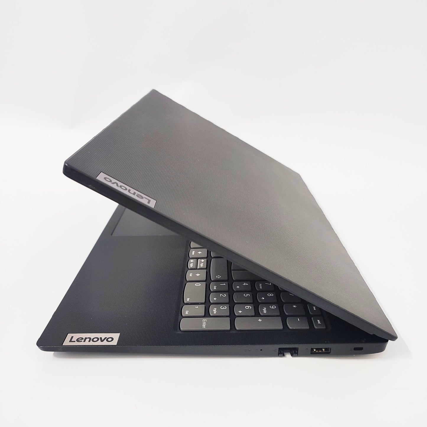 LENOVO v15 G2 ITL/i5-1135G7/12GB/256GB SSD/Intel HD Graphics/15.6″ FHD/ID: 18994