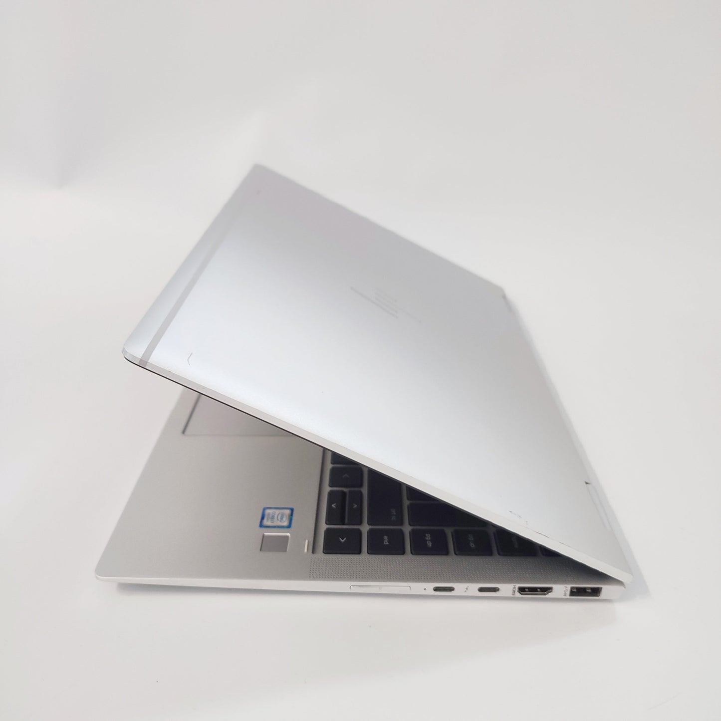 HP EliteBook x360 1040 G6 Touch/i5-8265U/8 GB/256 GB SSD/Intel HD Graphics/14″ FHD/ID: 27433