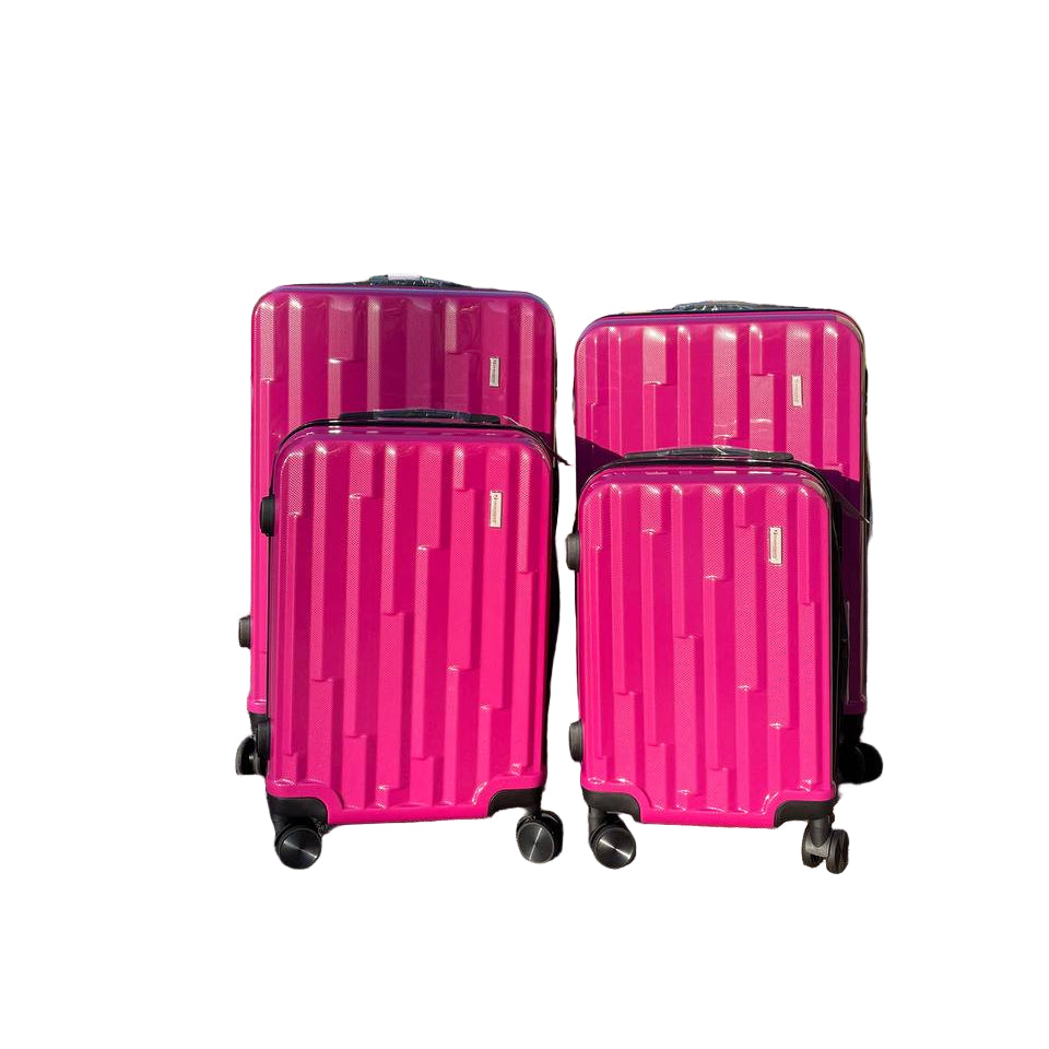 Četri rozā koferi uz riteņiem uz balta fona.