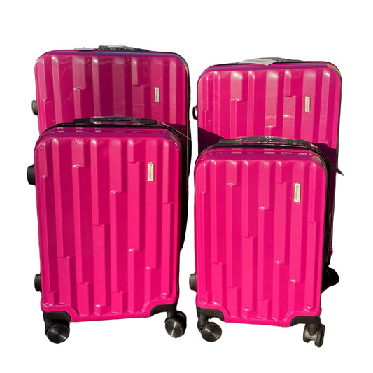 Четыре розовых чемодана на колесах, на белом фоне.