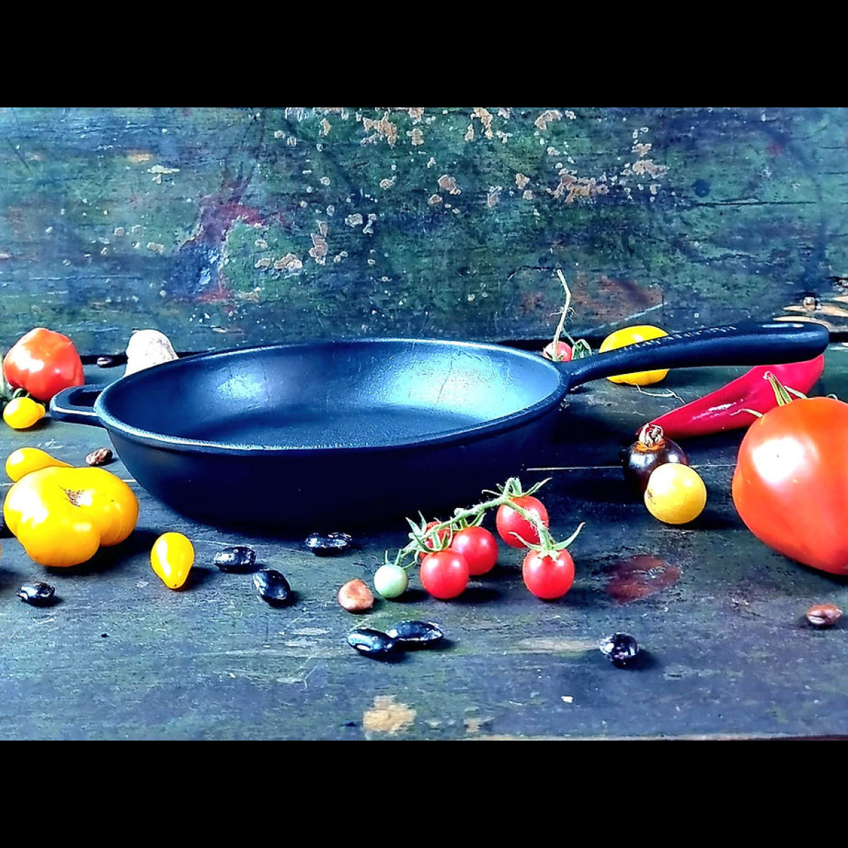 Maysternya cast iron frying pan 22x4 cm with сast handle (T2012)