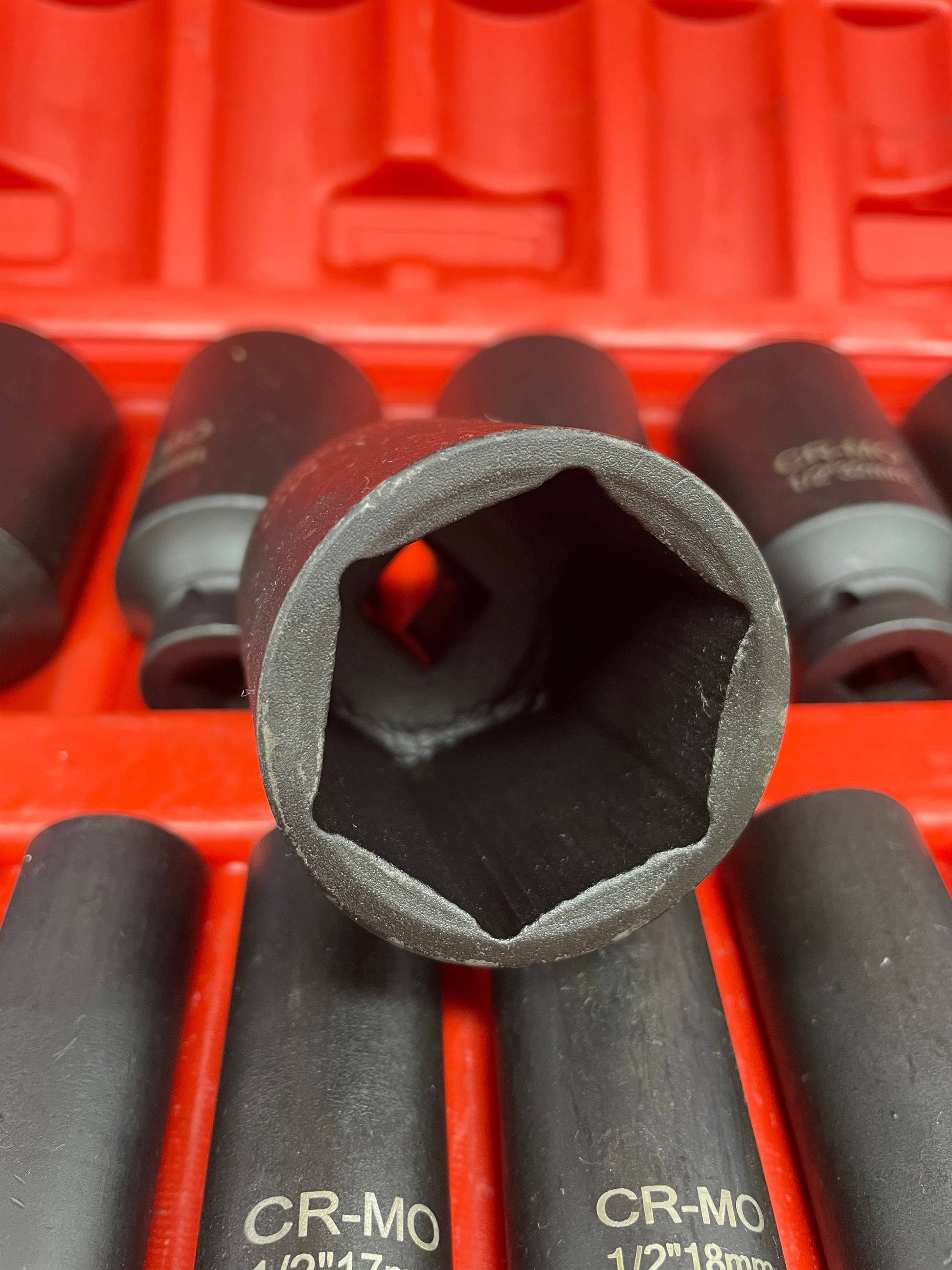 Professional 1/2" Impact Socket Set (10–38 mm, Cr-Mo, 20 Pieces) 03-1285 