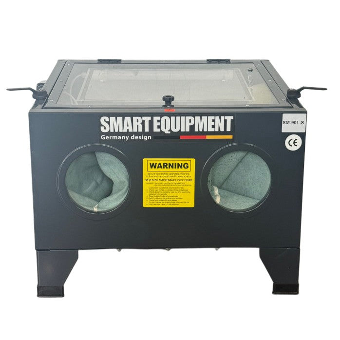 Пескоструйный аппарат SM-90L-S 90L SMART EQUIPMENT можно купить в Риге в магазине NIKOS MART.