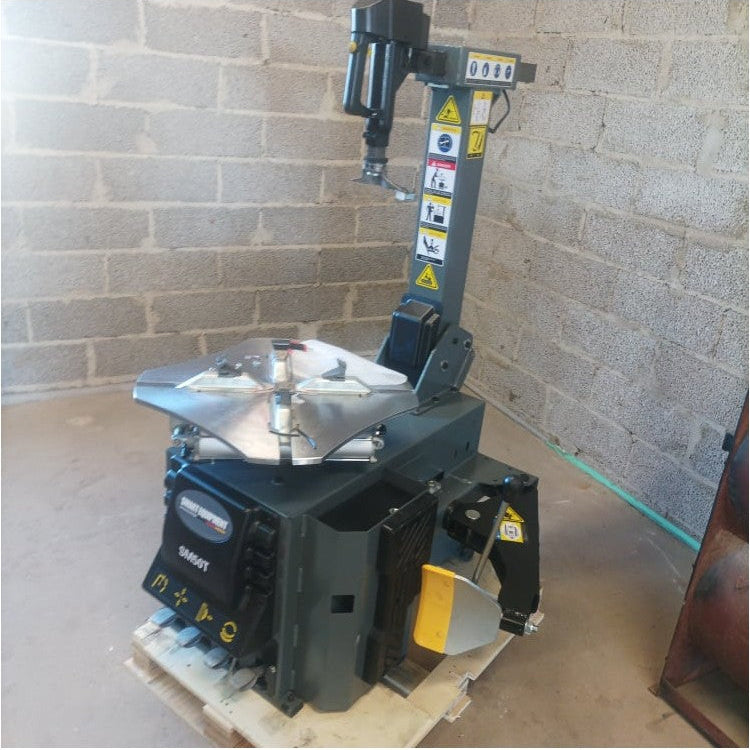 SM50 Riteņu montāžas mašīna automātiska 24"/2 ātrumi SMART EQUIPMENT