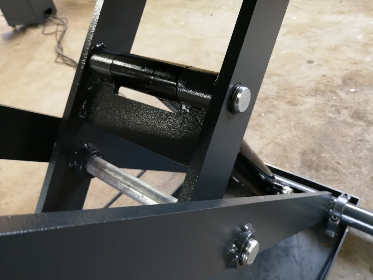 Мобильный ножничный подъемник JH-3500SE с автоматическими фиксаторами.