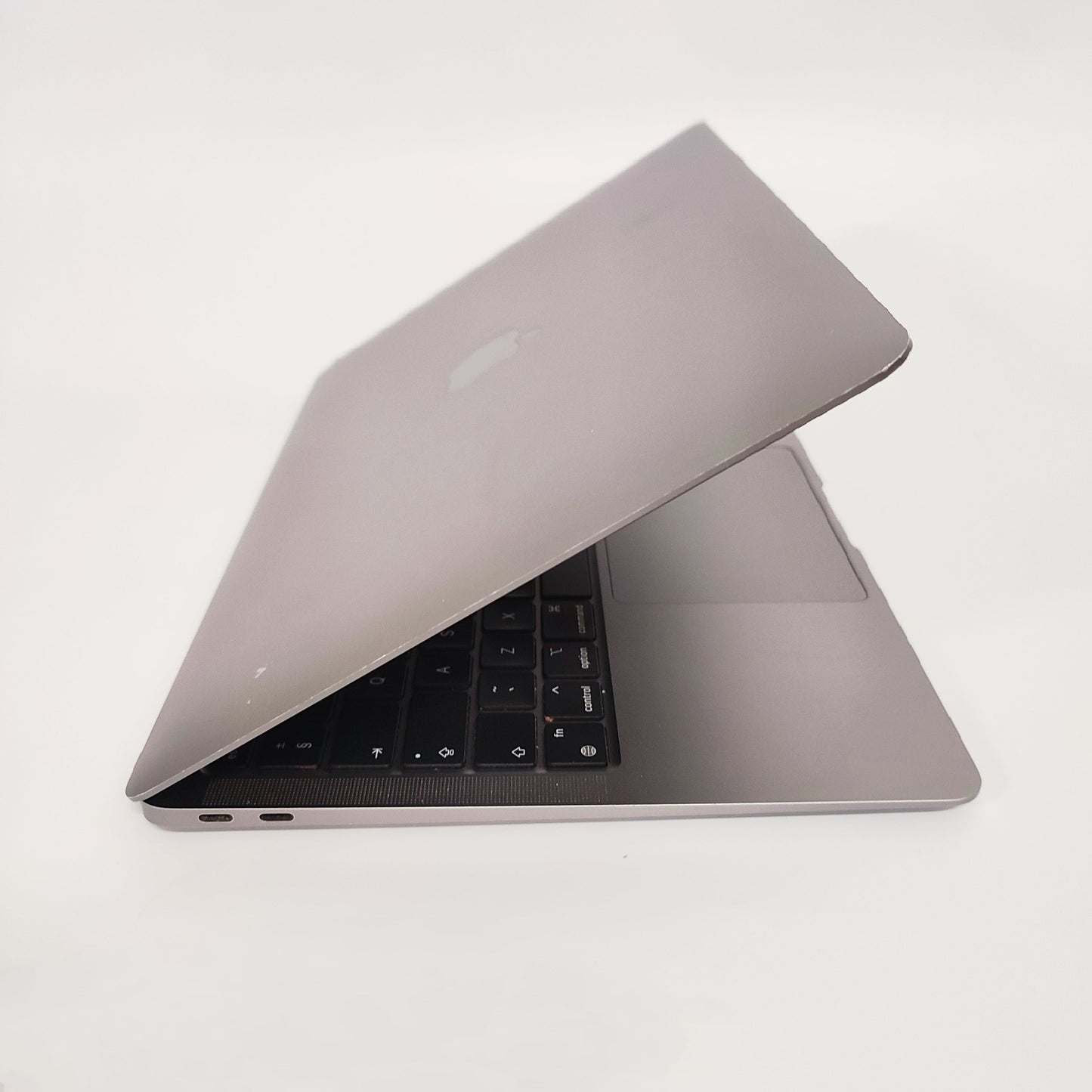 APPLE MacBook Air A2337 (2020)/M1/8GB/256GB SSD/Apple M1/13.3″ Retina/ID: 25336