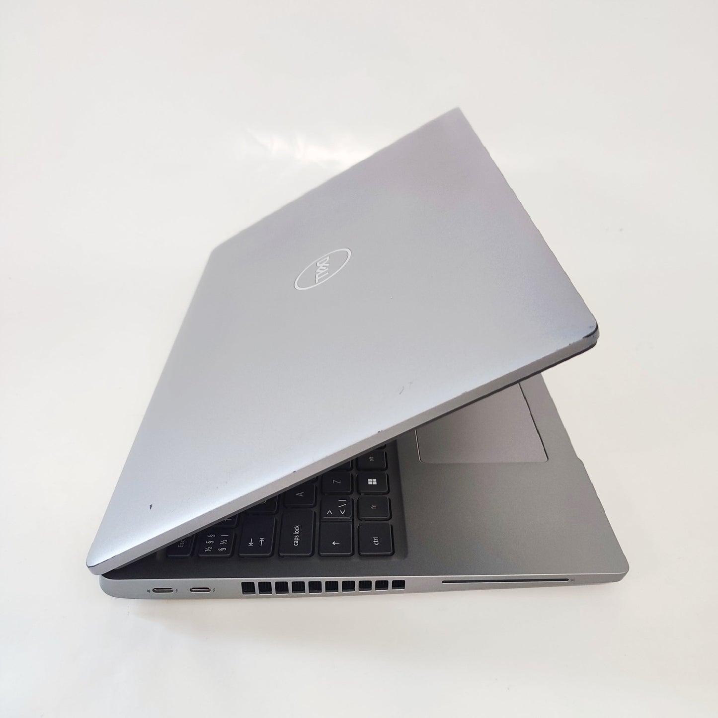 DELL Precision 3560/i7-1165G7/16ГБ/500ГБ SSD/NVIDIA T500/15.6″ FHD/ID: 12882