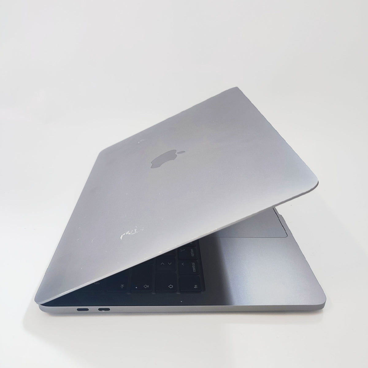 APPLE MacBook Pro A2251 (2020) Space Grey/i5-1038NG7/16GB/1TB SSD/Intel Iris/13.3″ Retina/ID: 26838